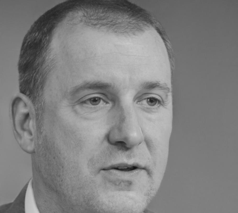 Portret Michała Kowalczyka, głównego metodyka ds. zarządzania przypadkami